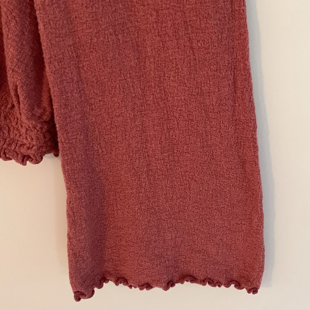 Madewell Texture & Thread Smocked Bell Sleeve Top Size Medium Autumn Berry